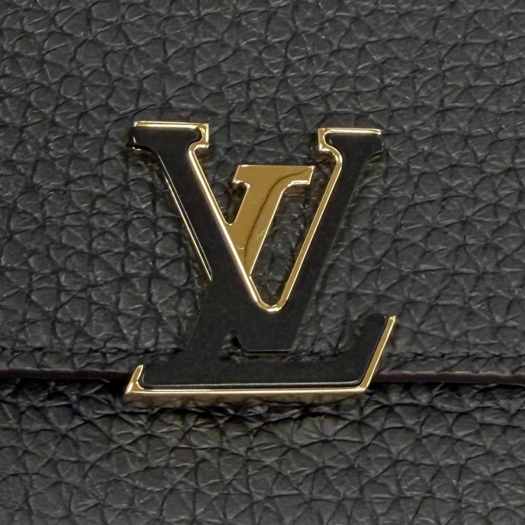 極美品★LOUIS VUITTON ルイヴィトン M62157 ポルトフォイユ･カプシーヌ コンパクト レザー LVロゴ金具 三つ折り財布 箱・保存袋付き