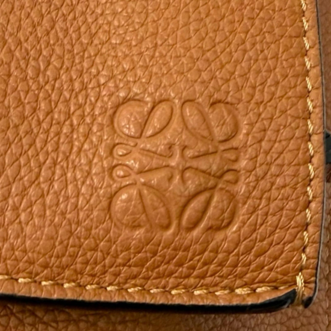 極美品▼LOEWE ロエベ B511A09X06 アントン スリングバッグ レザー タン アナグラム刻印 ワンショルダーバッグ ブラウン メンズ 保存袋付