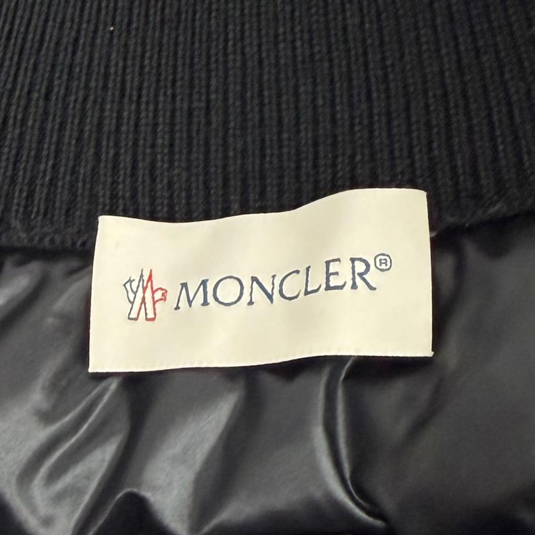 美品★MONCLER モンクレール 2023年製 CARDIGAN TRICOT ロゴパッチ付 切替デザイン ダウンジャケット ブラック XS 正規品 レディース