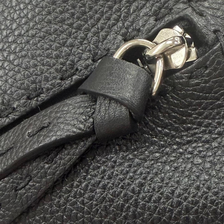 極美品▼FENDI フェンディ 7N0149 レザー セレリア ルイ FFメタル セカンドバッグ クラッチバッグ ブラック シルバー金具 メンズ