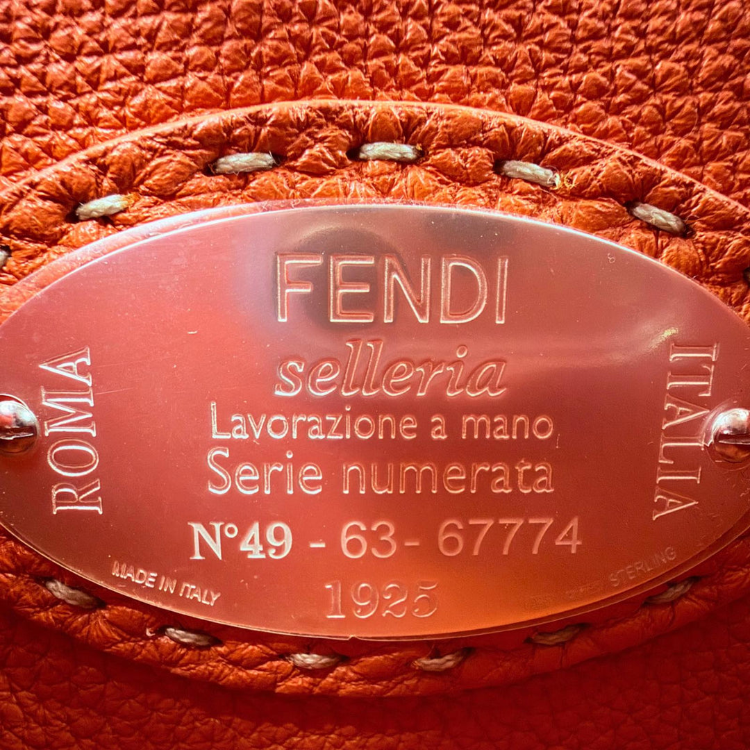 未使用品☆FENDI フェンディ 8BN244 セレリア ピーカブー ミニ レザー 2WAY ショルダー ハンドバッグ オレンジ 定価787600円 箱・保袋付