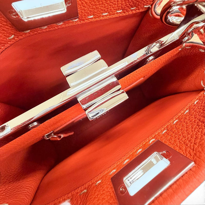 未使用品☆FENDI フェンディ 8BN244 セレリア ピーカブー ミニ レザー 2WAY ショルダー ハンドバッグ オレンジ 定価787600円 箱・保袋付