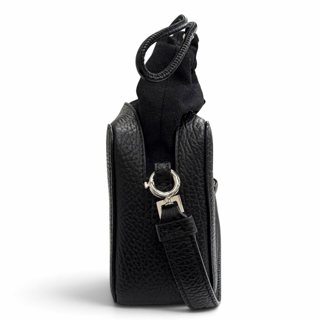 美品△Maison Margiela 11 メゾンマルジェラ11 SB1WG0018 5AC カメラバッグ レザー ショルダーバッグ ブラック イタリア製 保存袋付き