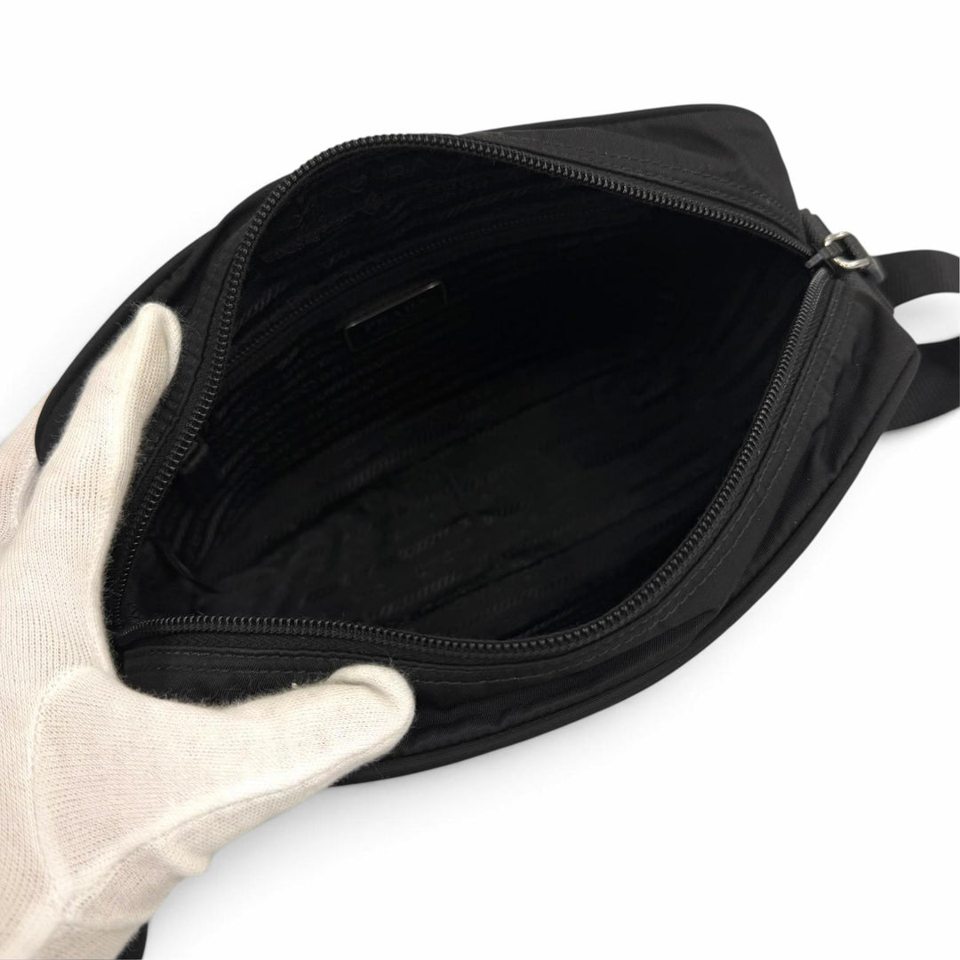 美品▼PRADA プラダ 1BC167 ナイロン レザー Re-Nylon トライアングルロゴ 三角プレート ショルダーバッグ ブラック イタリア製 メンズ