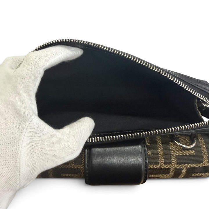 美品□FENDI フェンディ 7VA649 キャンバス レザー ズッカ柄 FFロゴ バゲット ダブル ショルダーバッグ ブラウン ブラック メンズ