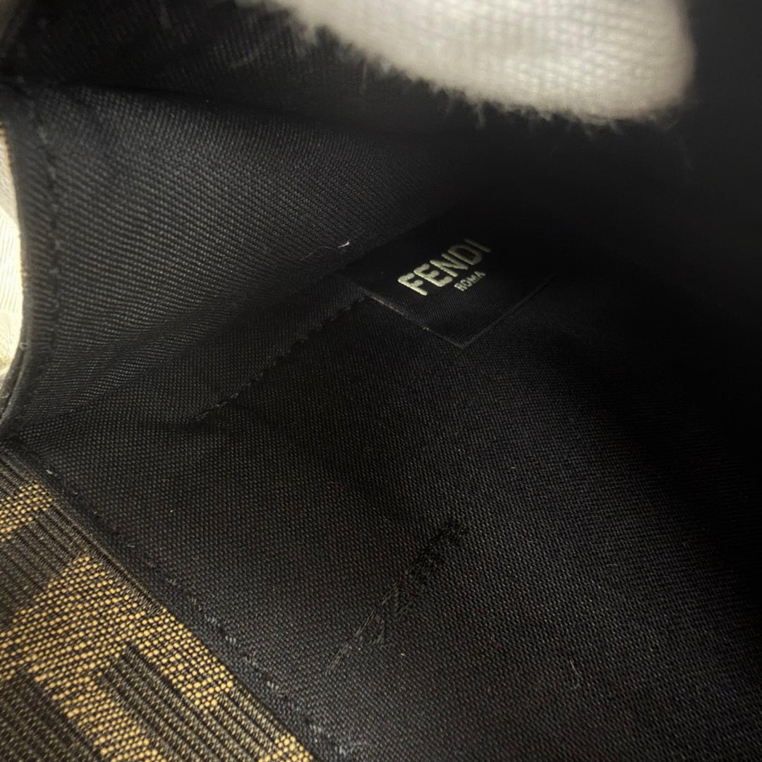 美品□FENDI フェンディ 7VA649 キャンバス レザー ズッカ柄 FFロゴ バゲット ダブル ショルダーバッグ ブラウン ブラック メンズ