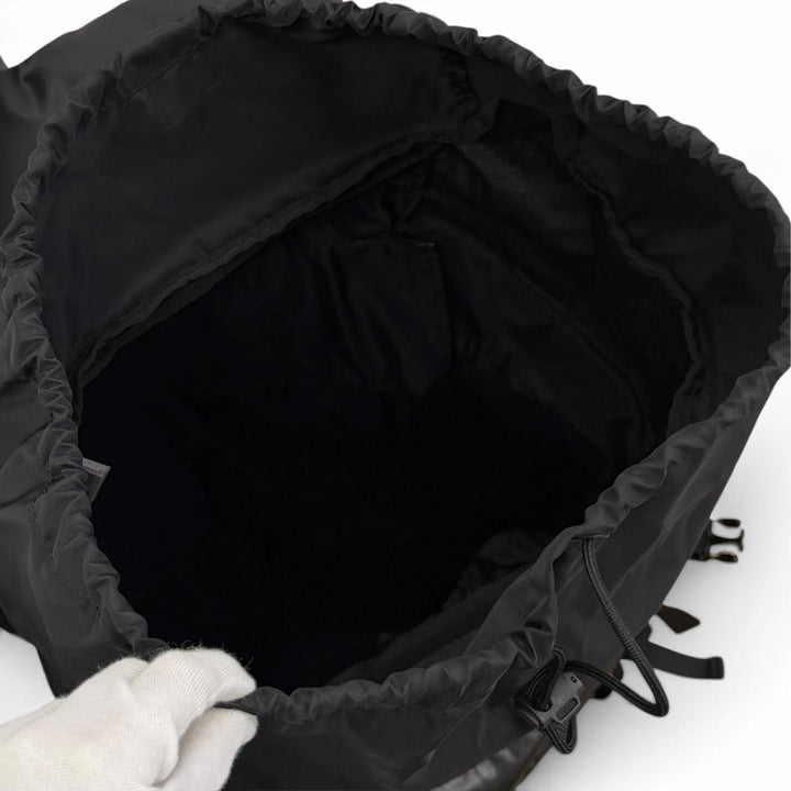 美品▼MONCLER HYKE モンクレール ハイク 5A00001 M2533 レザー使い BACKPACK LARGE ラージ バックパック リュック 正規品 定価388300円