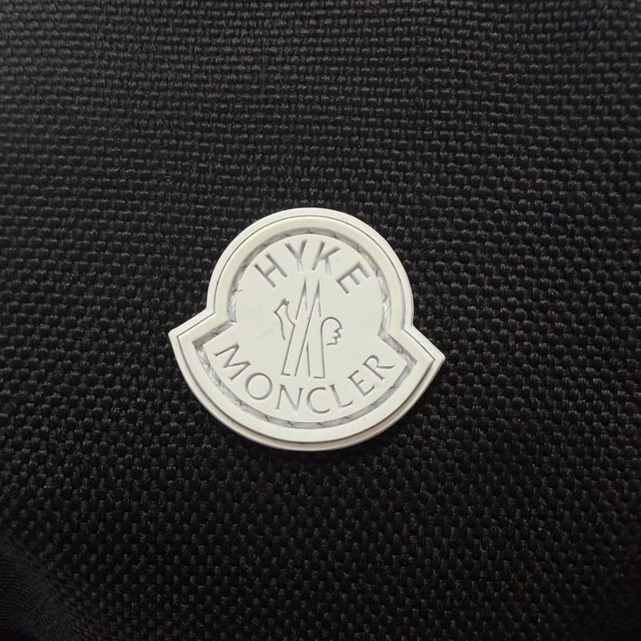 美品▼MONCLER HYKE モンクレール ハイク 5A00001 M2533 レザー使い BACKPACK LARGE ラージ バックパック リュック 正規品 定価388300円