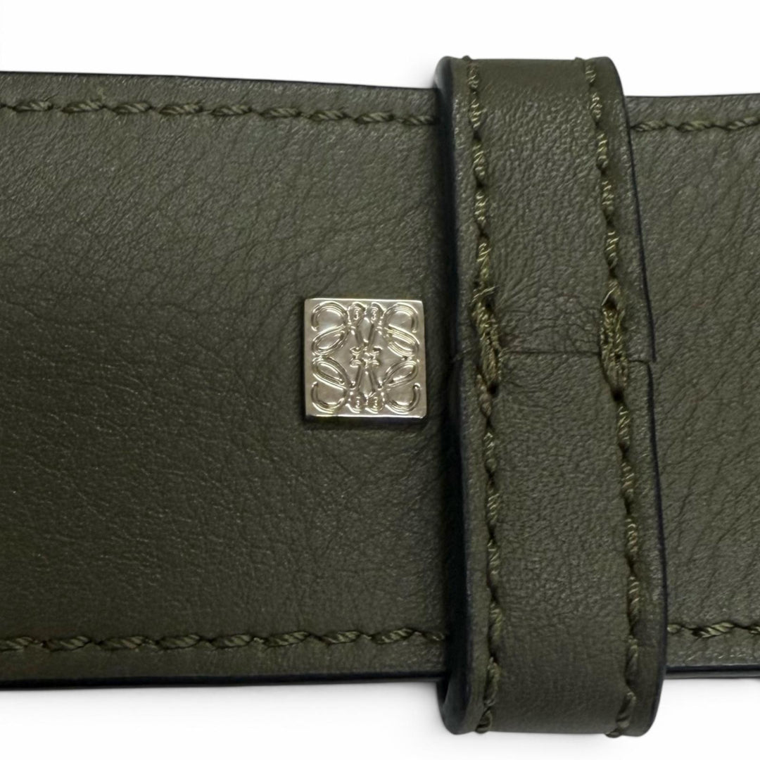 美品□LOEWE ロエベ B511A09X06 アントン レザー アナグラム ワンショルダー スリングバッグ ボディバッグ カーキ スペイン製 メンズ
