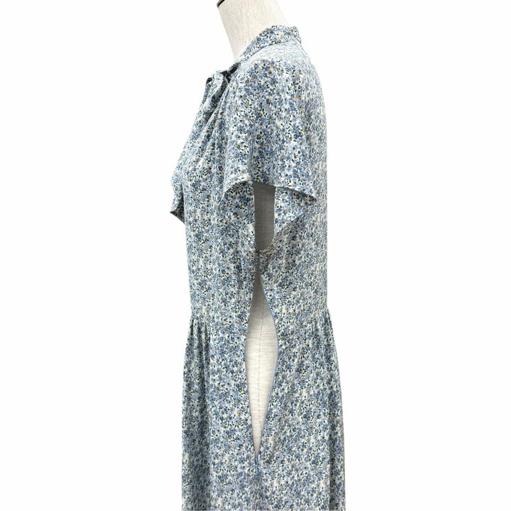 美品★CELINE セリーヌ 2R47B307O シルク100％ トリオンフボタン ボウタイ 花柄 ワンピース ライトブルー FR 38 フランス製 正規品