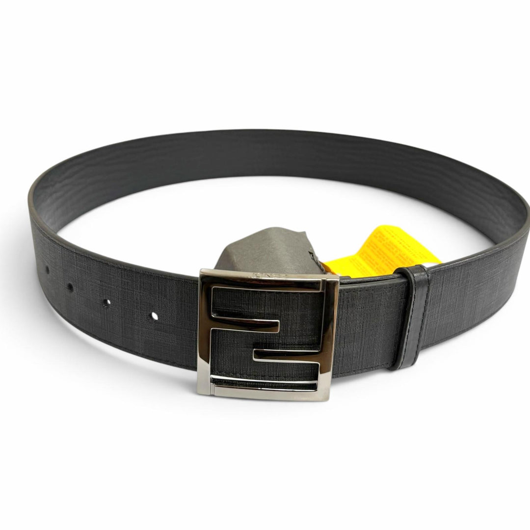 極美品□FENDI フェンディ レザー ズッカ柄 FFロゴバックル ベルト ブラック ガンメタリック金具 イタリア製 メンズ 保存袋付き