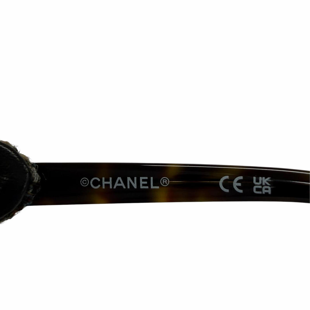 良品☆CHANEL シャネル 25N 71734A パイロット シェイプ サングラス レザー使い 現行品 ツーブリッジ ツイード ブラウン 定価198000円