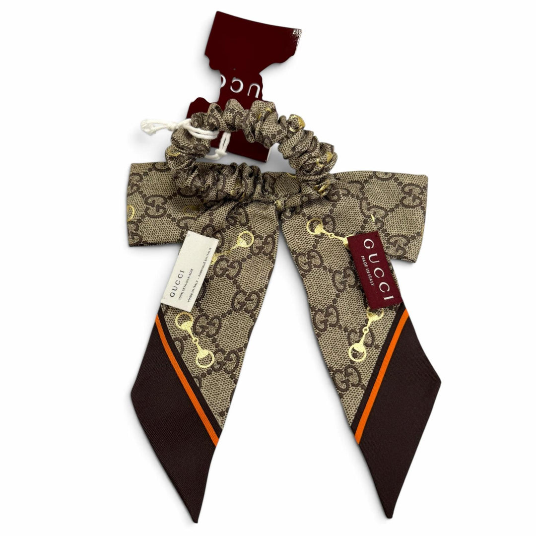 未使用品☆GUCCI グッチ 770292 シルク100％ GGパターン ホースビット リボン シュシュ ベージュ ゴールド イタリア製 レディース 箱付き
