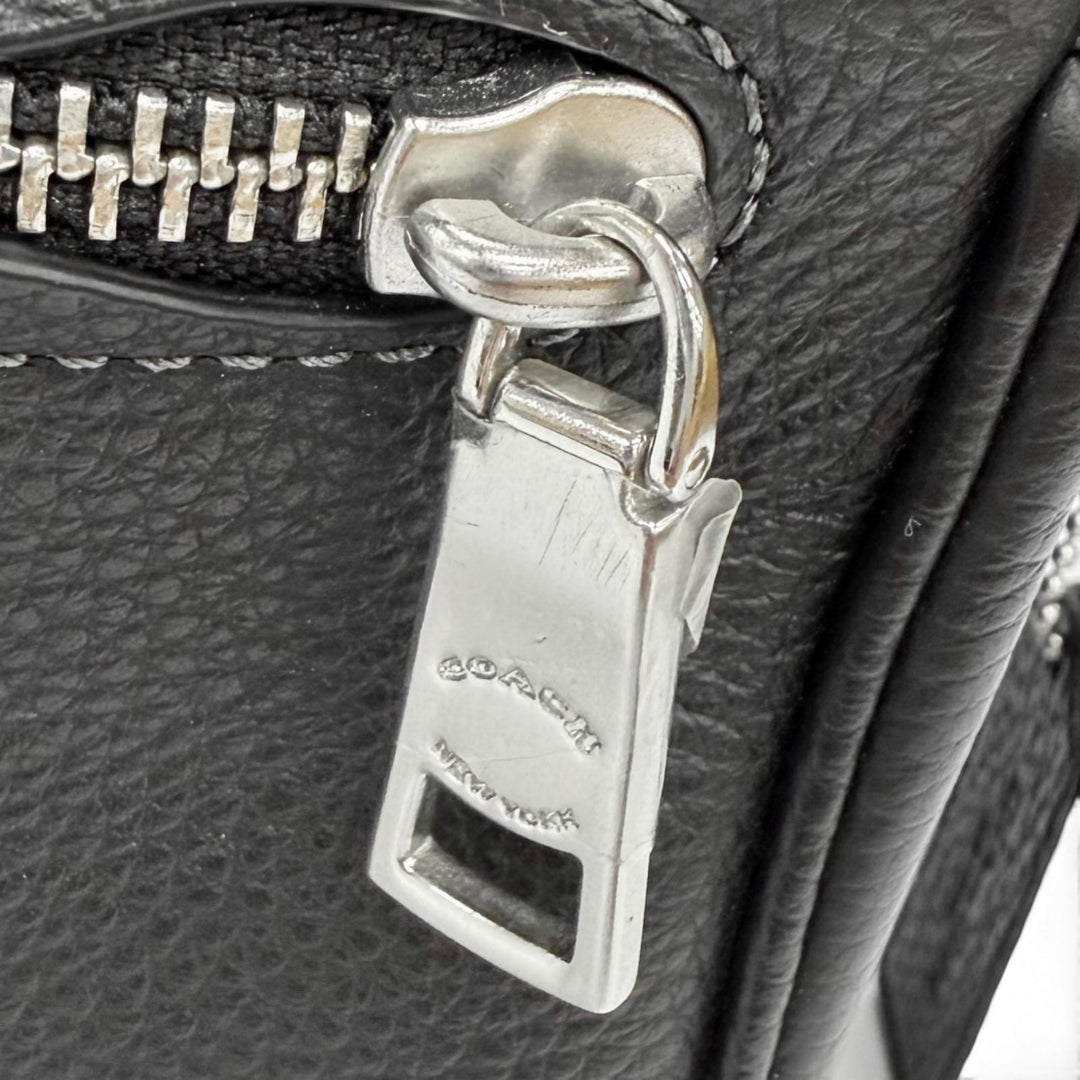 未使用品★COACH コーチ CJ509 エリアス リファインド ペブル レザー クロスボディバッグ カメラバッグ ブラック レディース 箱付き