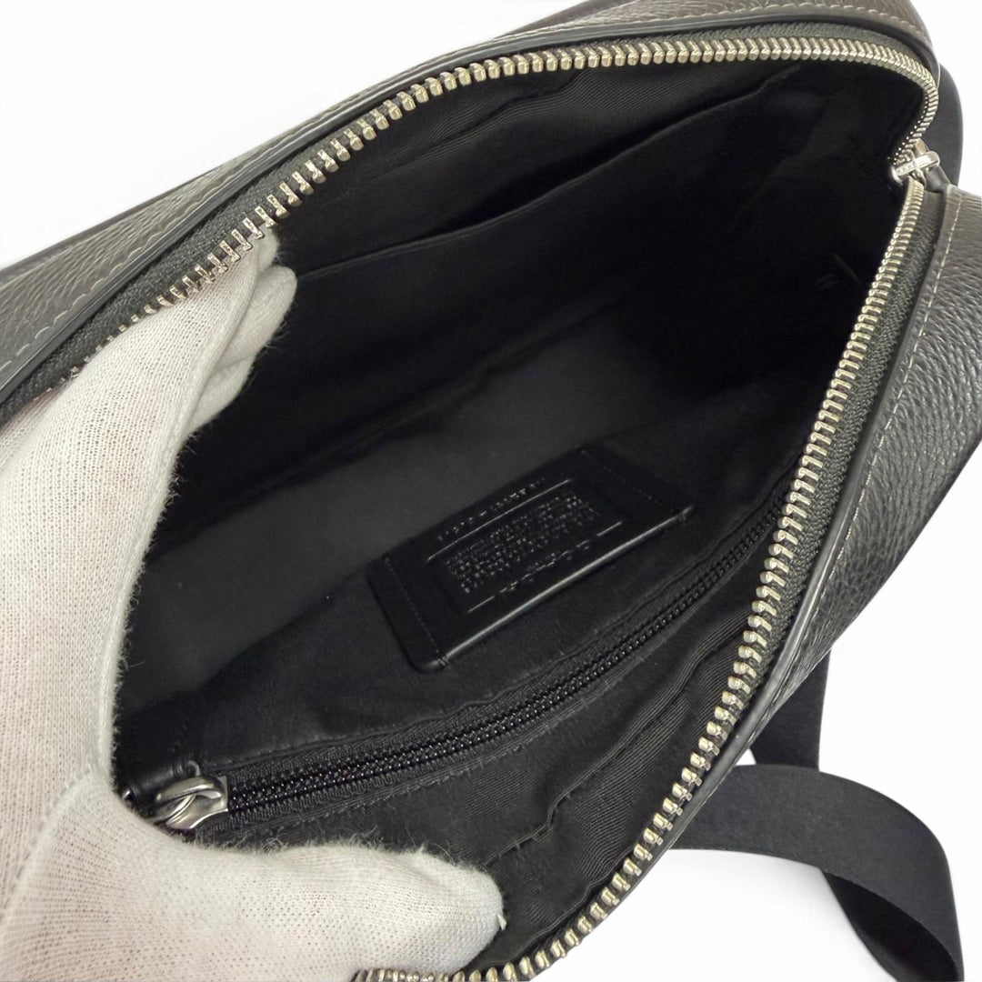 未使用品★COACH コーチ CJ509 エリアス リファインド ペブル レザー クロスボディバッグ カメラバッグ ブラック レディース 箱付き