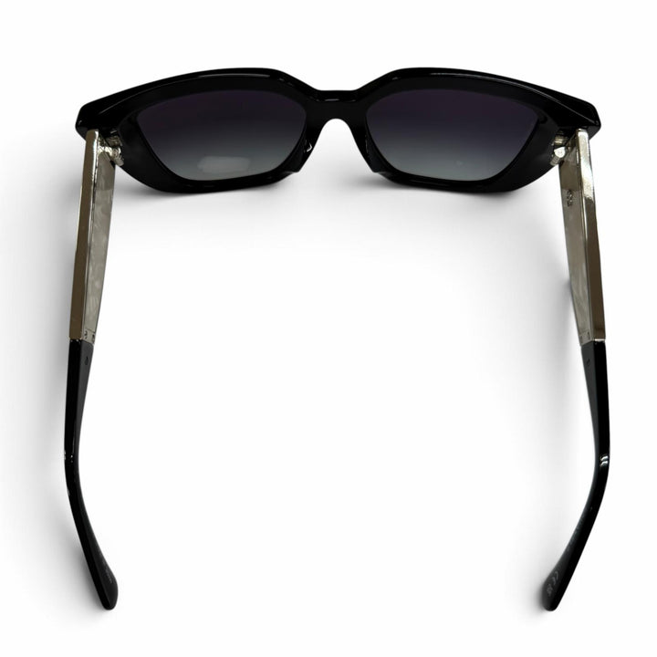 極美品☆CHANEL シャネル 26C A71770 バタフライ シェイプ サングラス 現行品 ココマーク ブラック デモレンズ 定価170500円 箱付き