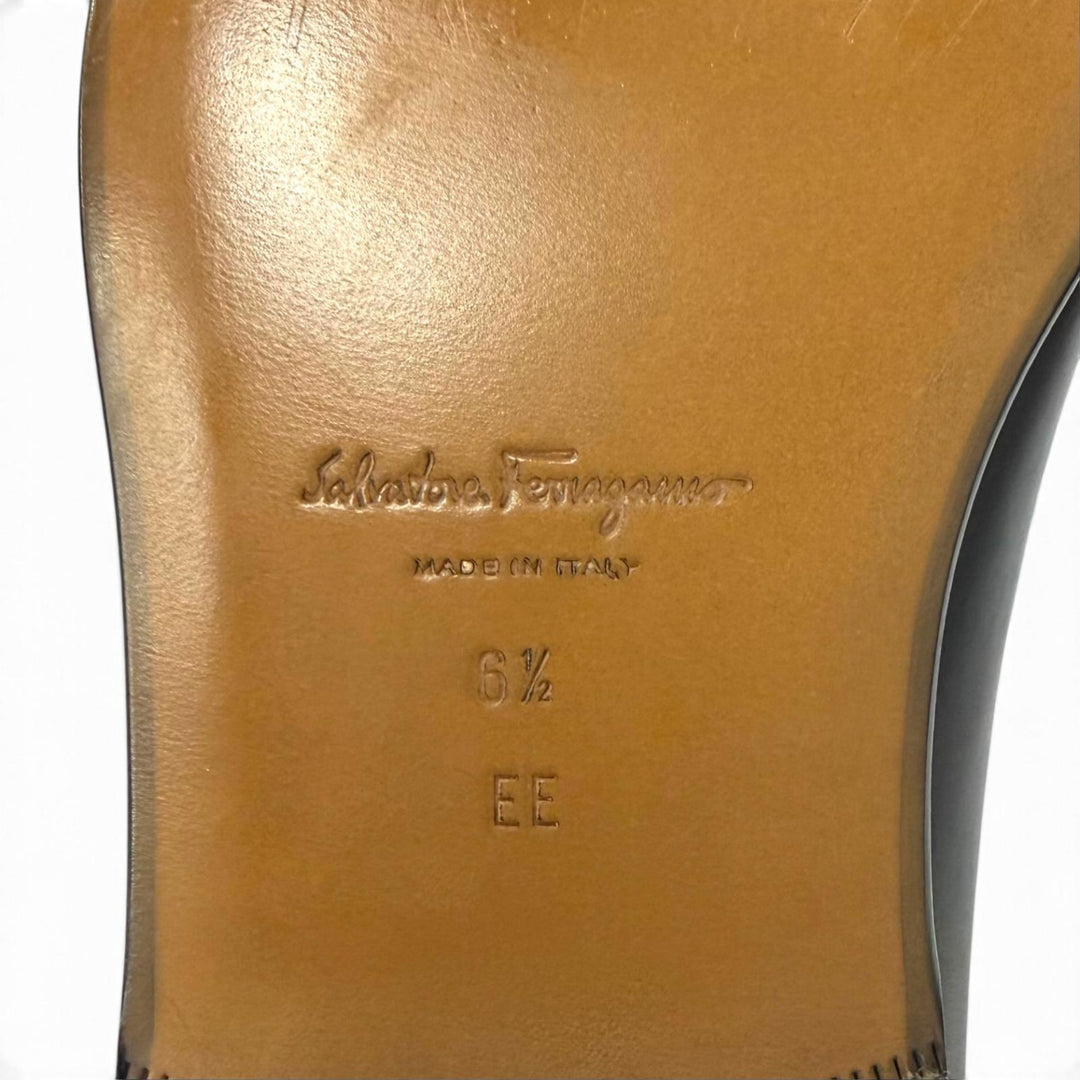 未使用品▼Salvatore Ferragamo サルヴァトーレフェラガモ GIN Uチップ ガンチーニ レザーシューズ ローファー ブラック ゴールド 6.5
