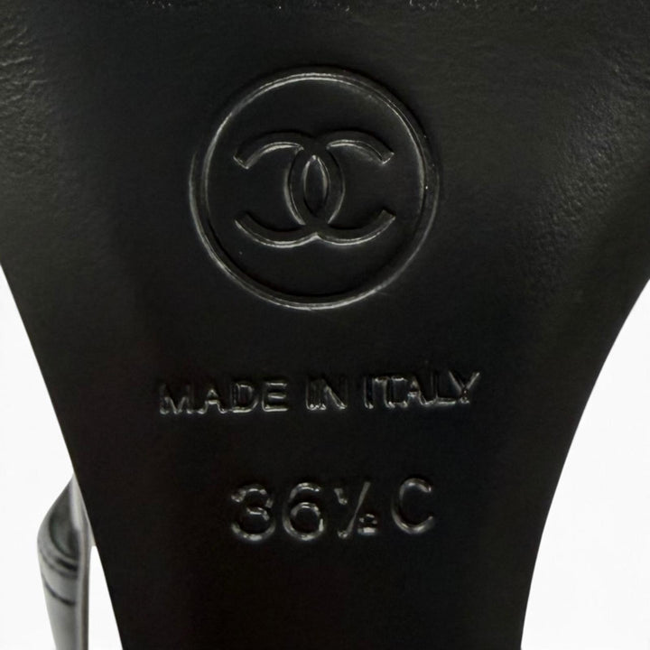 未使用品★CHANEL シャネル G37869 ココマーク アンクルストラップ パテントレザー パンプス ブラック ホワイト 36.5 イタリア製 箱付き