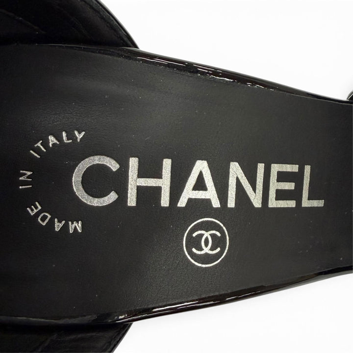 未使用品★CHANEL シャネル G37869 ココマーク アンクルストラップ パテントレザー パンプス ブラック ホワイト 36.5 イタリア製 箱付き