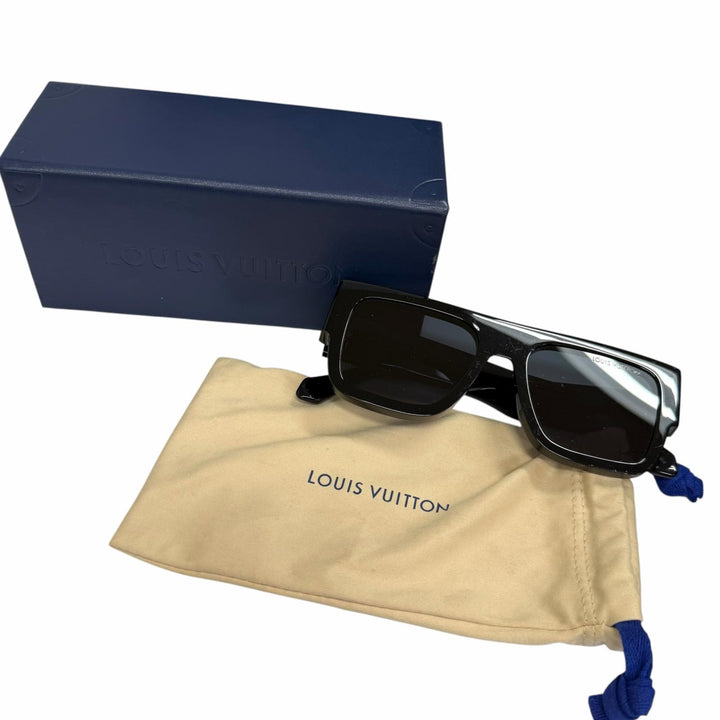 良品□LOUIS VUITTON ルイヴィトン 2024年製 Z2125E LV クラッシュ スクエア サングラス ブラック 54□19-155 デモレンズ イタリア製