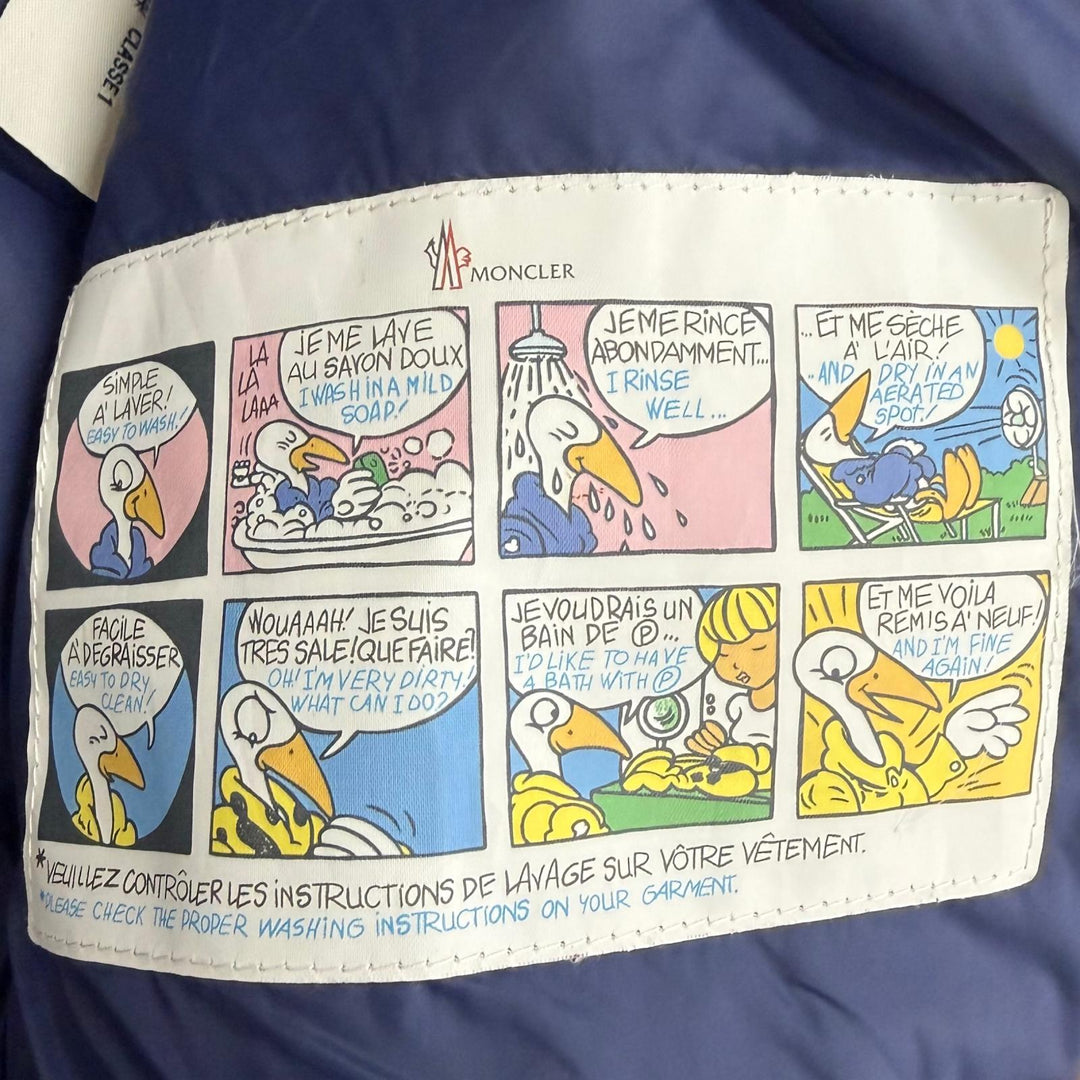 美品□MONCLER モンクレール MONTGENEVRE GIUBBOTTO ウール100％ ロゴワッペン フーデッド ダウンジャケット ネイビー 0 正規品 メンズ