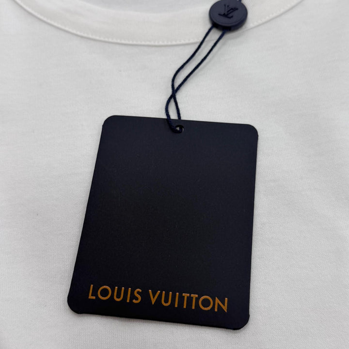 未使用品▼LOUIS VUITTON ルイヴィトン 26AW 1AK7GW スリムフィット シグネチャー レザーパッチ付き クルーネック 半袖Ｔシャツ L 正規品