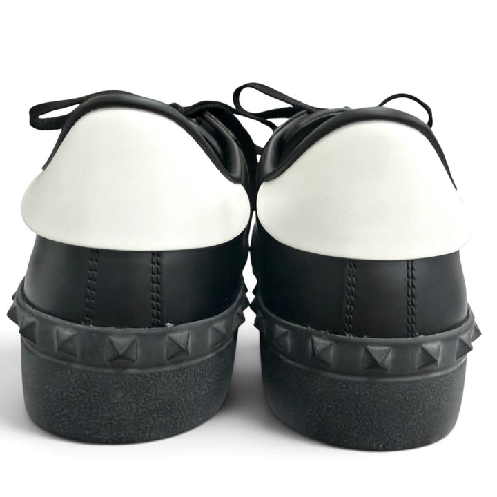 極美品□Valentino Garavani ヴァレンティノガラヴァーニ レザー VLTNロゴ ローカットスニーカー ブラック IT 40 イタリア製 メンズ