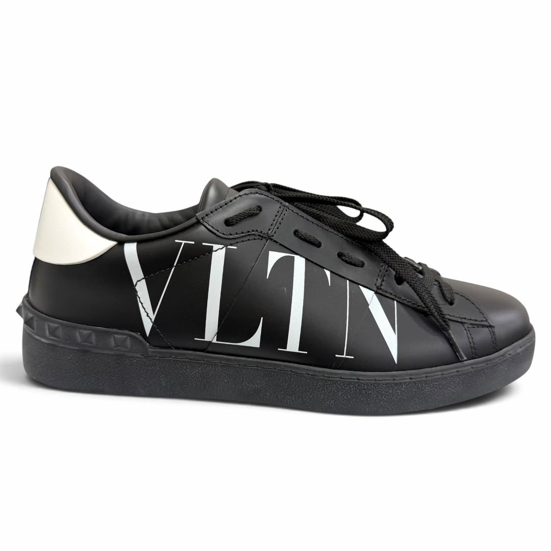 極美品□Valentino Garavani ヴァレンティノガラヴァーニ レザー VLTNロゴ ローカットスニーカー ブラック IT 40 イタリア製 メンズ