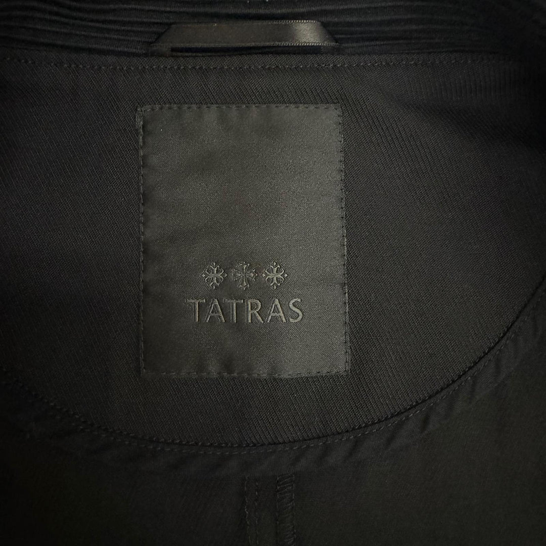 美品□TATRAS タトラス 2023年製 MTSE23S8067-L VARESE ヴァレーゼ ロゴワッペン WZIP ブルゾン ブラック 01 ポーランド製 正規品 メンズ