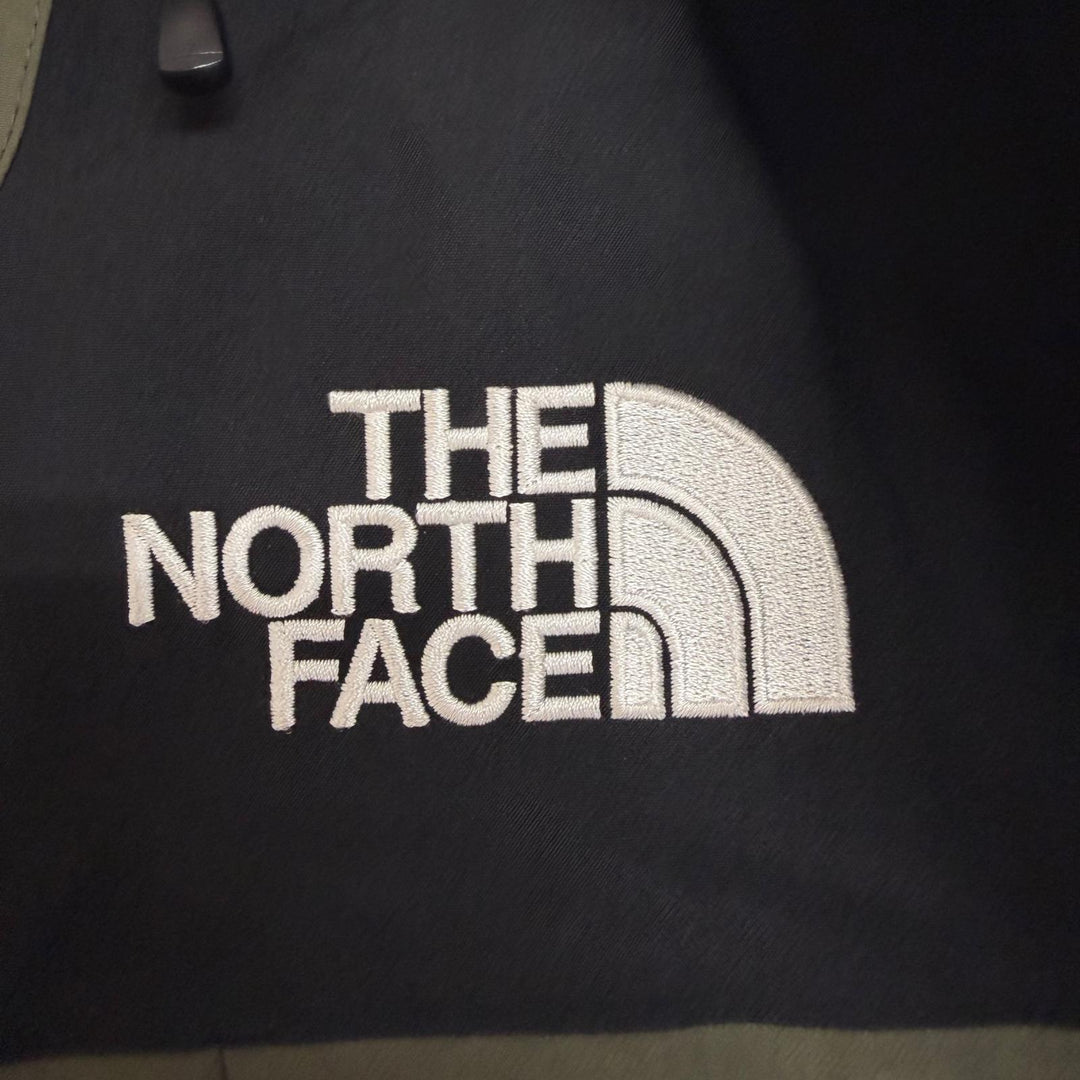 極美品□THE NORTH FACE ザ・ノースフェイス NP61800 Mountain Jacket GORE-TEX ナイロンジャケット カーキ S ベトナム製 正規品