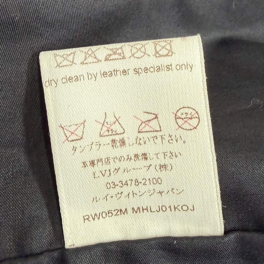 美品□LOUIS VUITTON ルイヴィトン ヴィンテージ 05AW カシミヤ混ライナー付き LVロゴボタン レザージャケット FR 50 フランス製 正規品