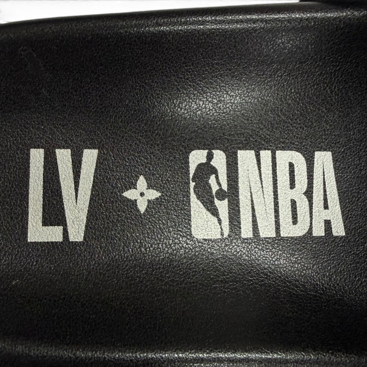 美品□LOUIS VUITTON NBA ルイヴィトン NBA 2021年製 レザー モノグラム スライドサンダル ブラック 7 イタリア製 メンズ 箱・保存袋付き