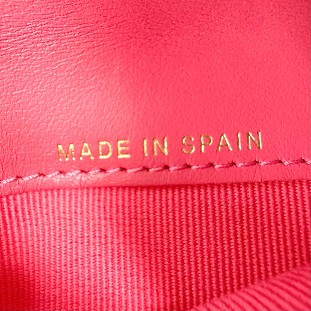 極美品△CHANEL シャネル AP4319 キャビアスキン ココマーク マトラッセ クラシック スモール フラップウォレット 三つ折り財布 ブラック