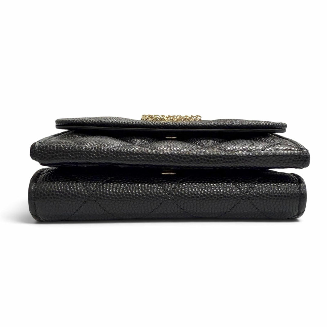 極美品△CHANEL シャネル AP4319 キャビアスキン ココマーク マトラッセ クラシック スモール フラップウォレット 三つ折り財布 ブラック