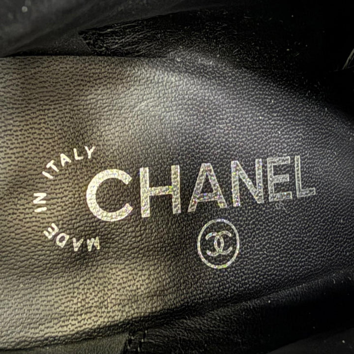 美品☆CHANEL シャネル G33932 ココマーク エコパール・チェーンベルト レザー ショートブーツ ブラック 36.5 イタリア製 レディース