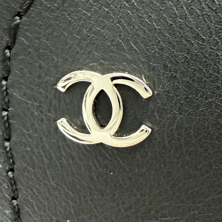 美品☆CHANEL シャネル G33932 ココマーク エコパール・チェーンベルト レザー ショートブーツ ブラック 36.5 イタリア製 レディース
