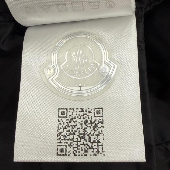 極美品★MONCLER モンクレール 2023年製 FLAMETTE ワッペン付 フード収納可能 ロングダウンコート 3 正規品 ガーメント・ハンガー付