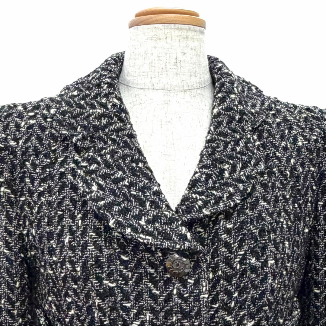 美品△CHANEL シャネル ヴィンテージ 97A P09701 ウール ココボタン ミックスツイード スカートスーツ セットアップ 黒計 FR 38 正規品
