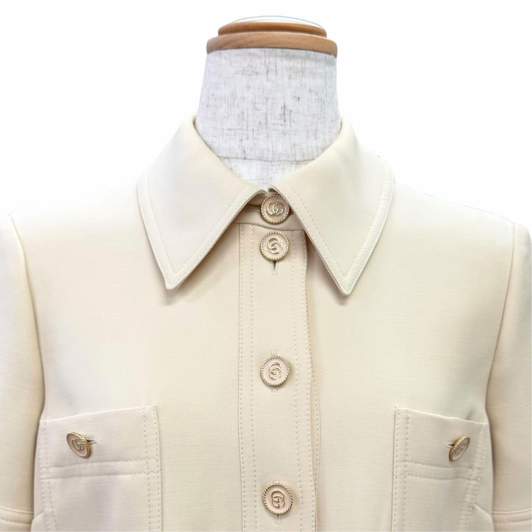 美品△GUCCI グッチ 661672 シルク ウール GGロゴボタン GGロゴチェーン 半袖ワンピース ベージュ ゴールド金具 IT 36 イタリア製 正規品