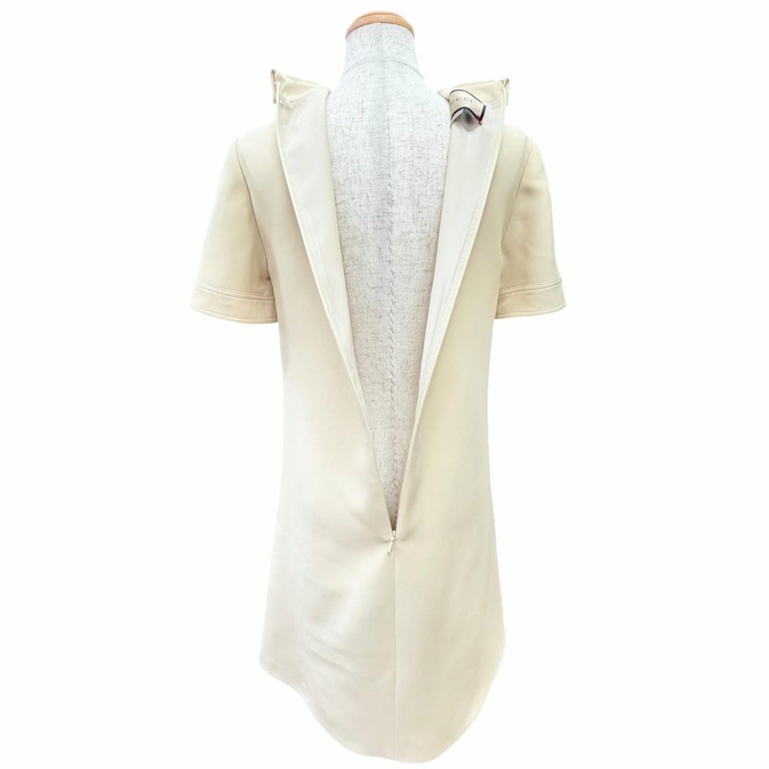 美品△GUCCI グッチ 661672 シルク ウール GGロゴボタン GGロゴチェーン 半袖ワンピース ベージュ ゴールド金具 IT 36 イタリア製 正規品