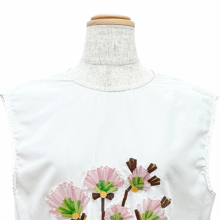 極美品△MIUMIU ミュウミュウ 25SS MF5769 フラワービーズ装飾 エンブロイダリー ノースリーブ ワンピース ランウェイ着用 白 38 正規品