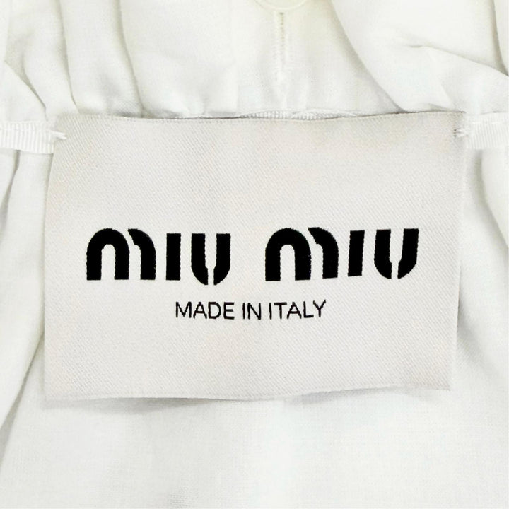 極美品△MIUMIU ミュウミュウ 25SS MF5769 フラワービーズ装飾 エンブロイダリー ノースリーブ ワンピース ランウェイ着用 白 38 正規品