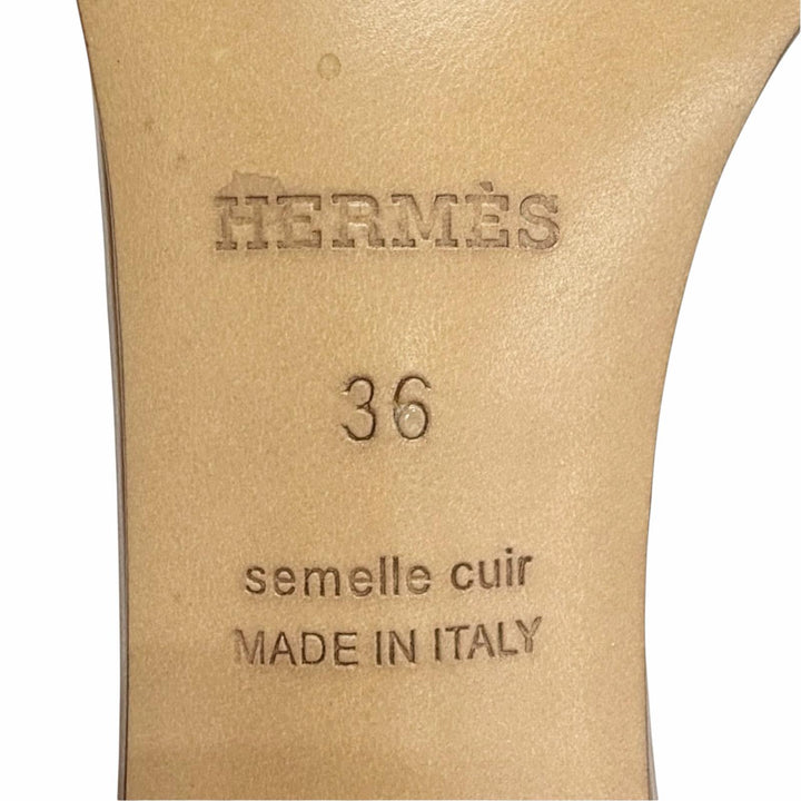 美品△HERMES エルメス マネージュ レザー シルバー金具 ケリーバックル アンクルストラップ オープントゥ サンダル 茶色 白 黒 IT 36