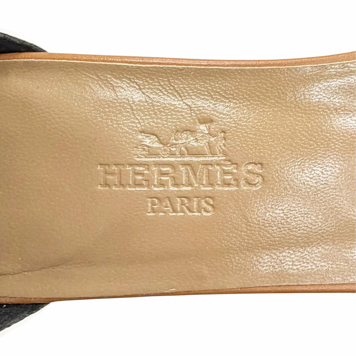 美品△HERMES エルメス マネージュ レザー シルバー金具 ケリーバックル アンクルストラップ オープントゥ サンダル 茶色 白 黒 IT 36