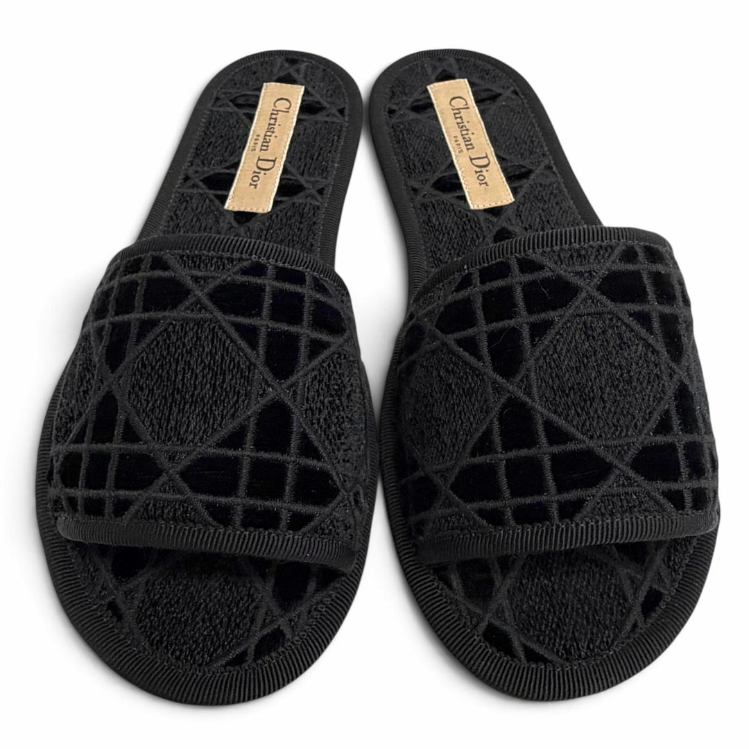 極美品△Christian Dior クリスチャンディオール DIOR CHEZ MOI ベルベット使い カナージュステッチデザイン ルームシューズ ブラック 35