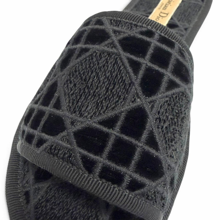 極美品△Christian Dior クリスチャンディオール DIOR CHEZ MOI ベルベット使い カナージュステッチデザイン ルームシューズ ブラック 35