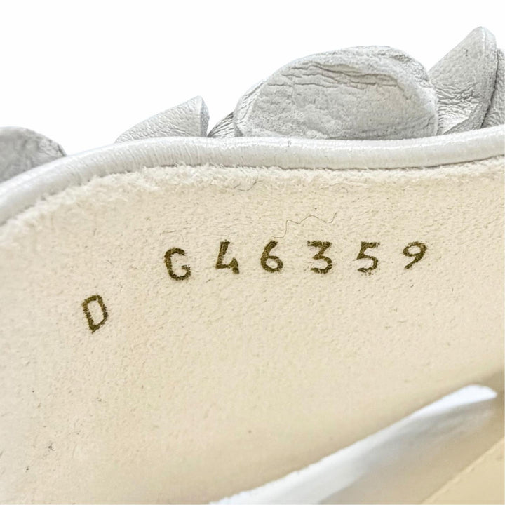 未使用品△CHANEL シャネル G46359 レザー ココマーク ビーズ付 フラワーモチーフ ミュール サンダル ライトグレー系 ゴールド金具 37.5