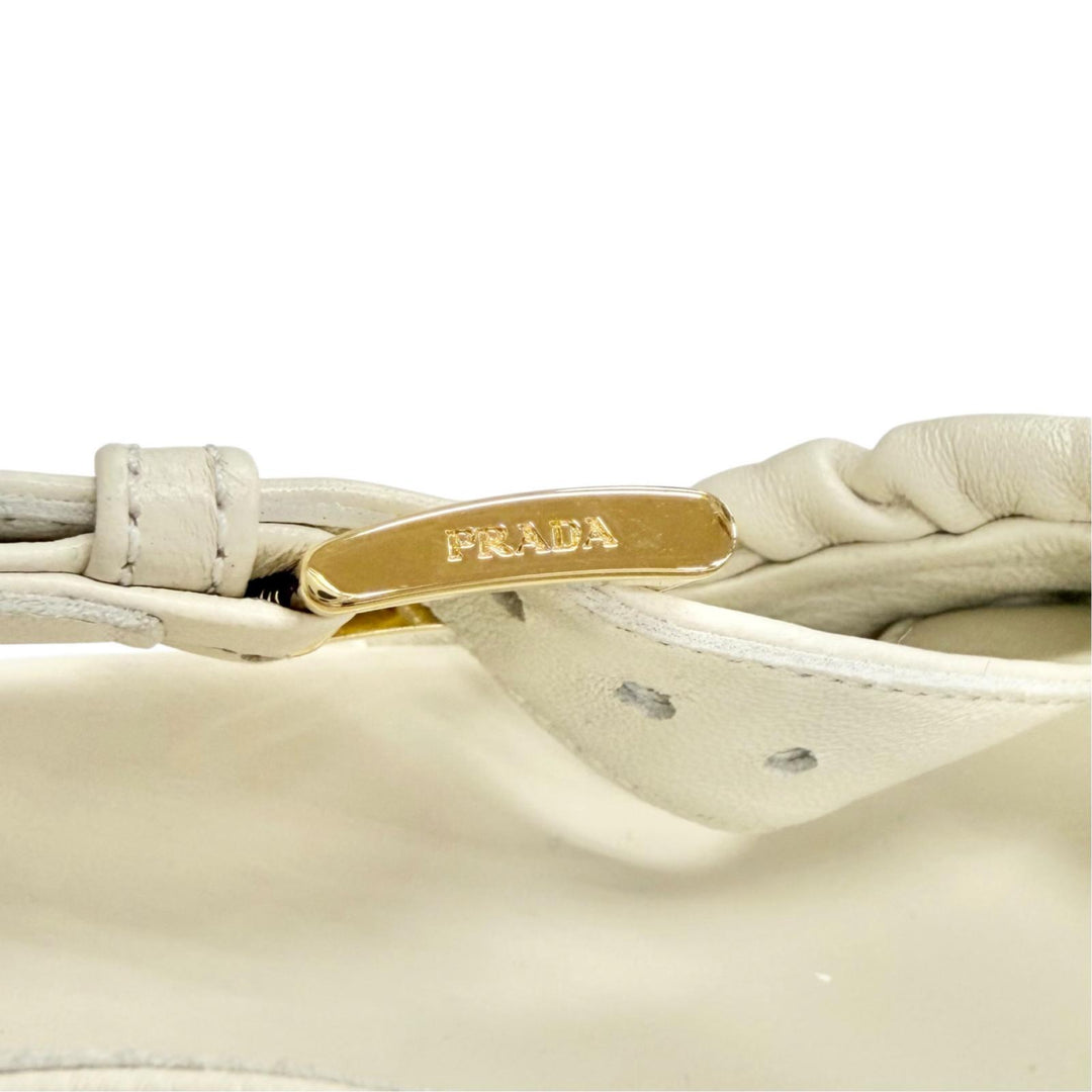 美品△PRADA プラダ 26SS 1XZ796 マテラッセレザー フラットフォーム サンダル トライアングルロゴ ホワイト ゴールド金具 37 伊製 袋付