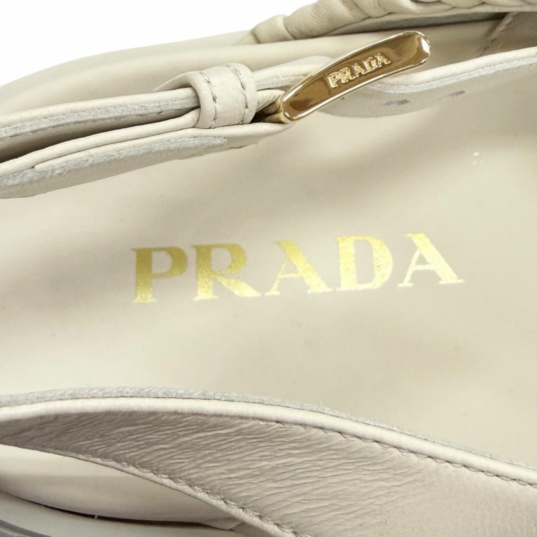 美品△PRADA プラダ 26SS 1XZ796 マテラッセレザー フラットフォーム サンダル トライアングルロゴ ホワイト ゴールド金具 37 伊製 袋付
