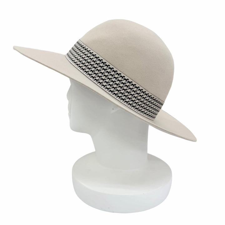 極美品☆HERMES エルメス Betty hat ベティハット ウール100％ ホース柄リボン ベージュ IT 58 イタリア製 正規品 レディース 保存袋付き